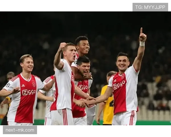 法兰克福中场组织能力闪耀,战术素养助球队强势逆转 法兰克福中场组织能力闪耀,战术素养助球队强势逆转