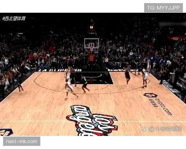 里夫斯无球掩护频繁制造威少错位 拉开湖人进攻空间